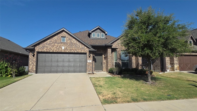 525 Bamborough Drive - Photo 1