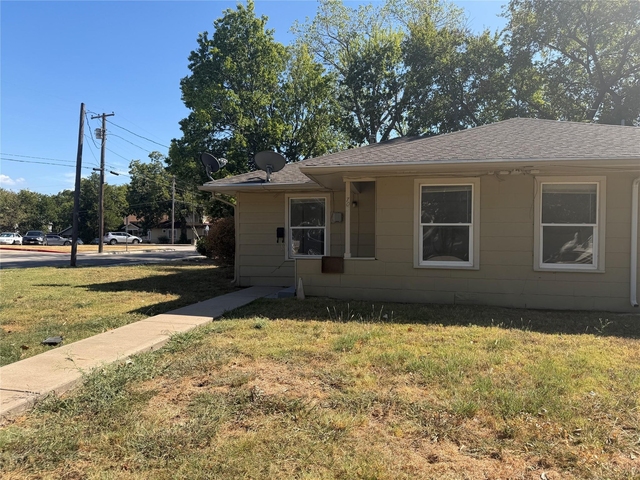 701 Largent - Photo 1