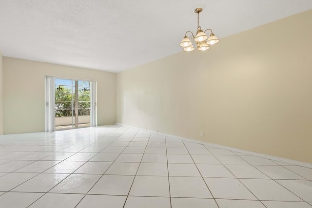 5480 Nw 11th Street - Photo 1