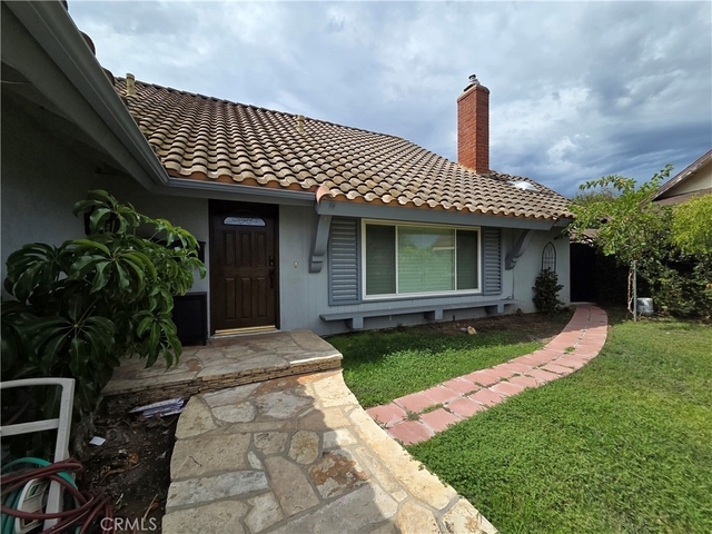 17114 Ridge Park Drive - Photo 1