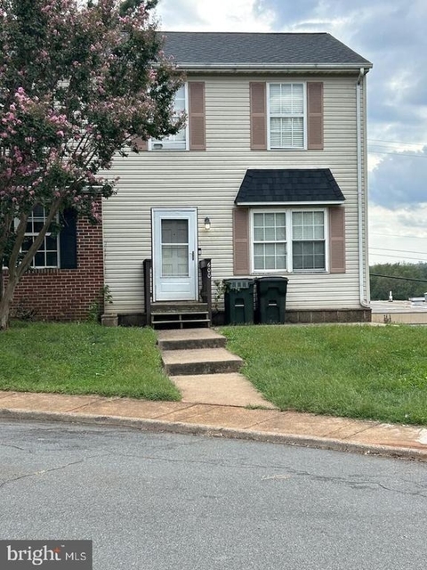 600 Highview Court - Photo 1