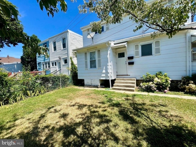 2700 Edgmont Avenue - Photo 1