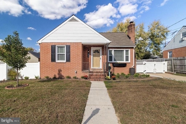 526 Newfield Road - Photo 1