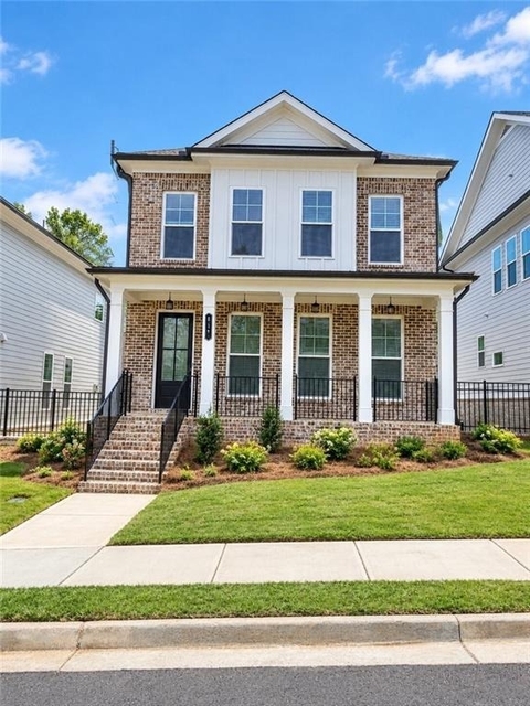 137 Birch Tree Way - Photo 1