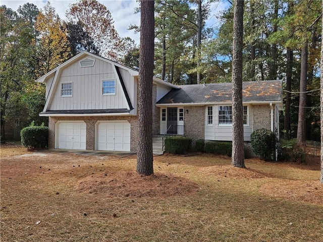4882 Happy Hollow Road - Photo 1