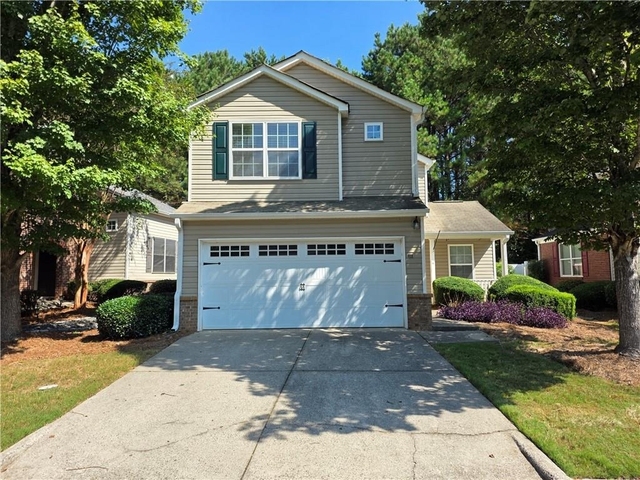 411 Chatooga Lane - Photo 1