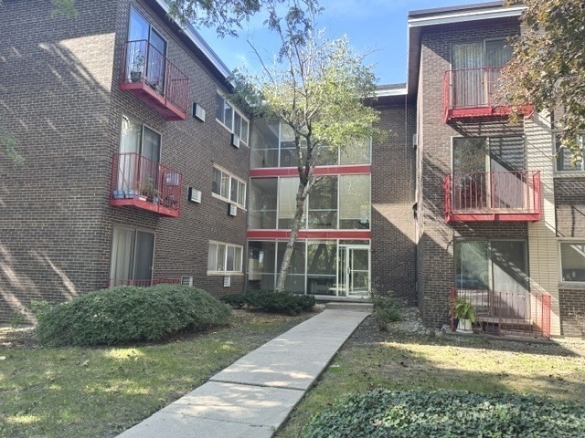 8500 Skokie Boulevard - Photo 1