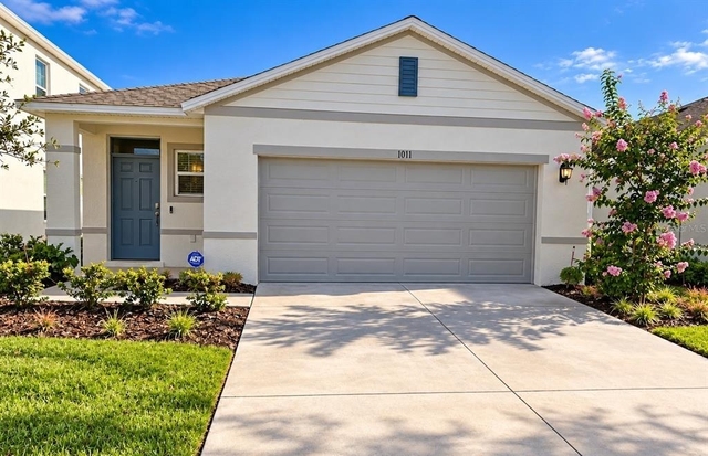 1011 Bear Hammock Drive - Photo 1