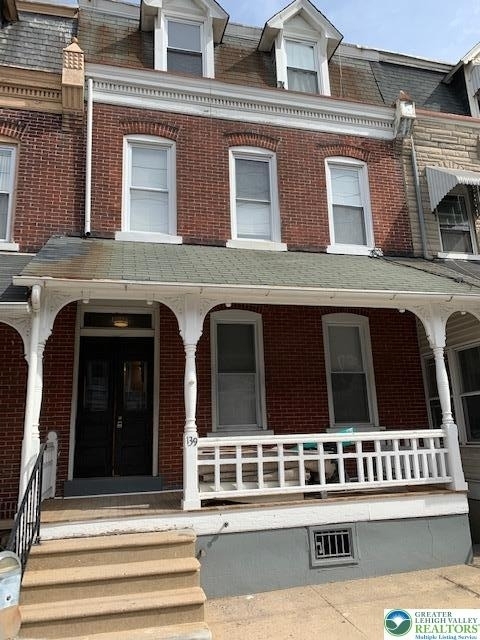 139 N 10th Street - Photo 1