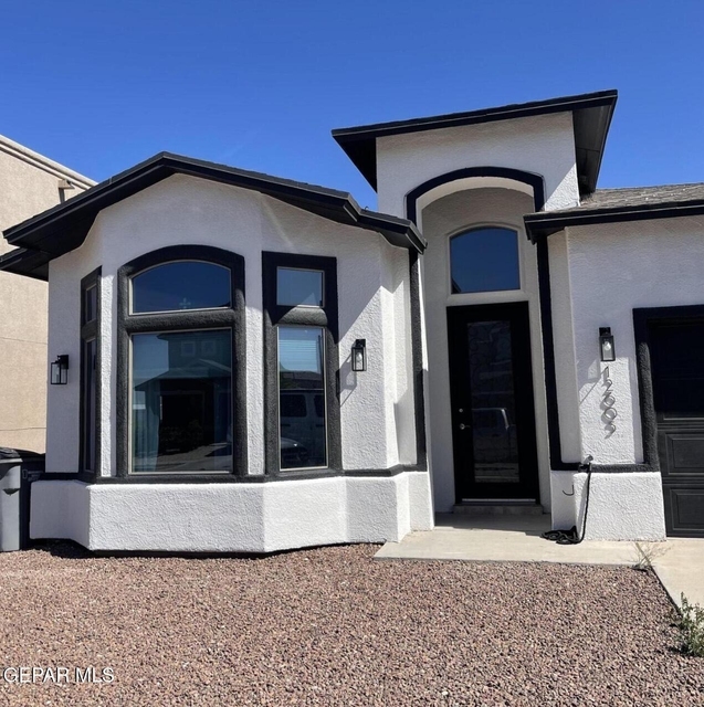 12605 Azulejos Street - Photo 1