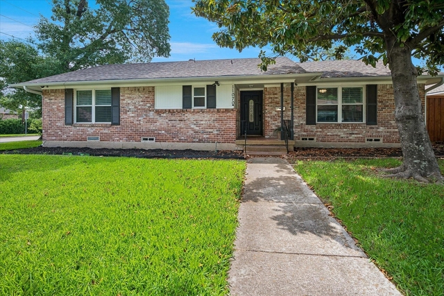 11070 Delford Circle - Photo 1