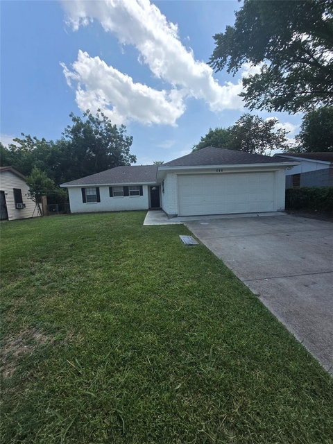 810 Lexington Drive - Photo 1