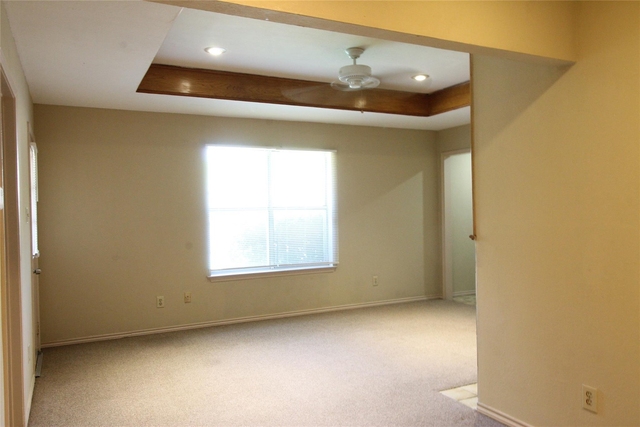 217 Matt Place - Photo 1