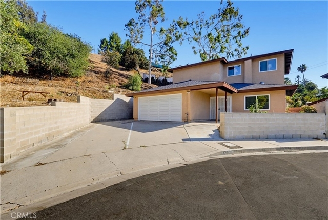 125 Campanita Court - Photo 1