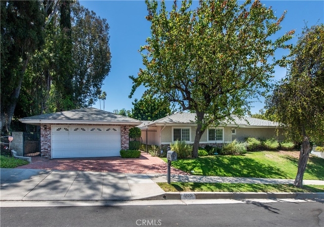 18056 Lake Encino - Photo 1