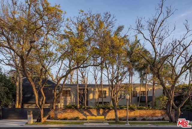 576 E Channel Road - Photo 1