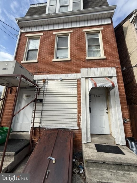 108 N Penn Street - Photo 1