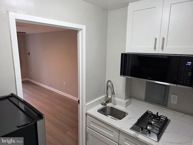 10201 Grosvenor Place - Photo 1