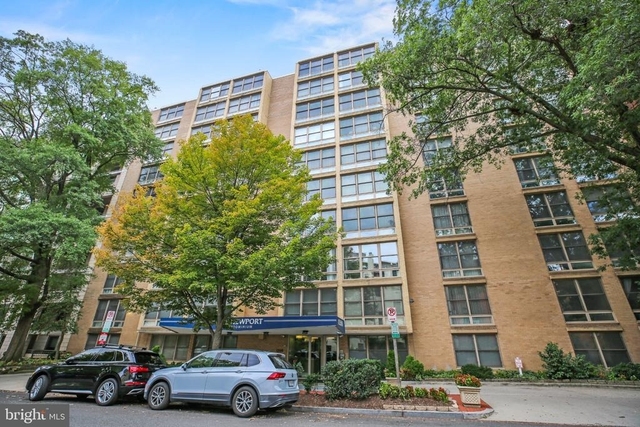 1260 21st Street Nw - Photo 1