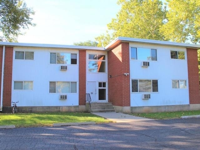 205 Marian Parkway - Photo 1