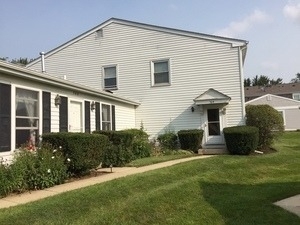 304 Creekside Court - Photo 1