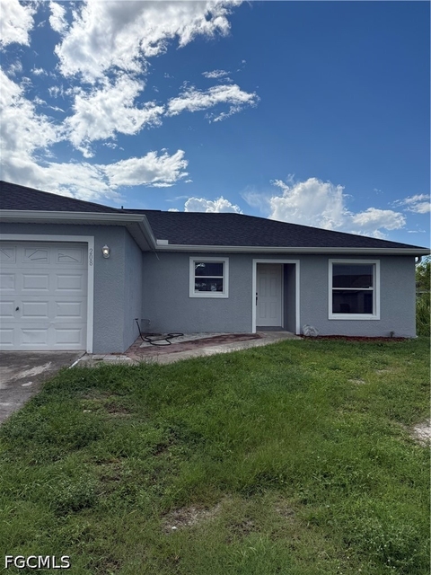 208 Homer Avenue S - Photo 1