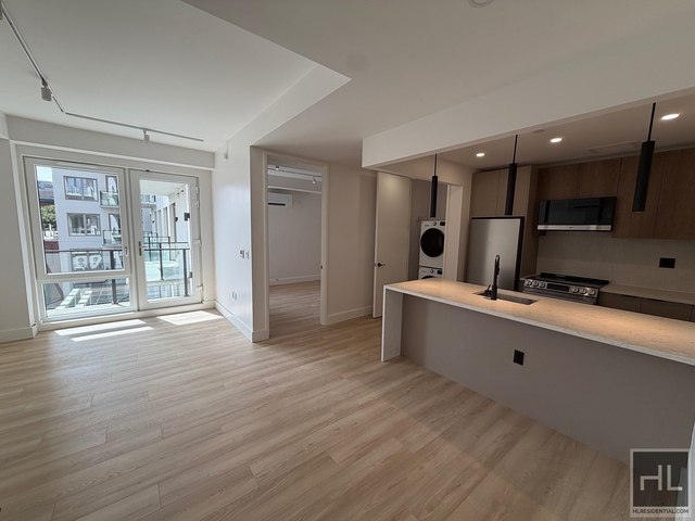 4 Avenue - Photo 1