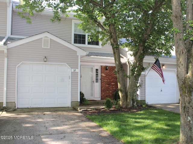 32 Redwood Drive - Photo 1