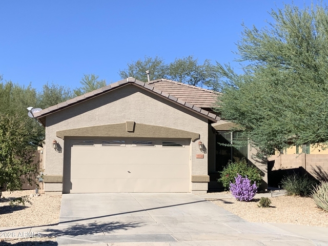 15246 W Jefferson Street - Photo 1