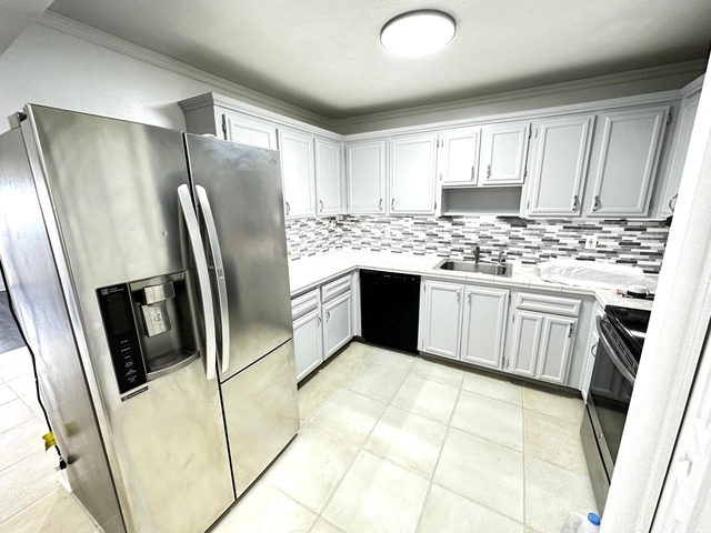 5050 Nw 7th Street - Photo 1