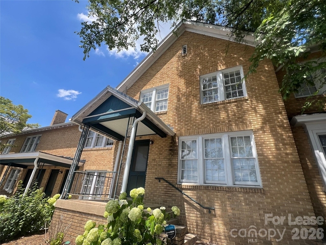 102 W Second Avenue - Photo 1