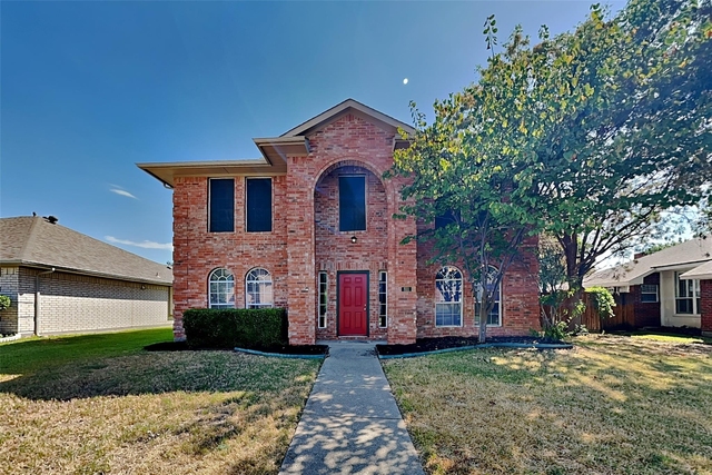811 Rockefeller Lane - Photo 1