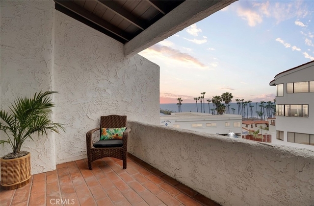 517 Monterey Lane - Photo 1