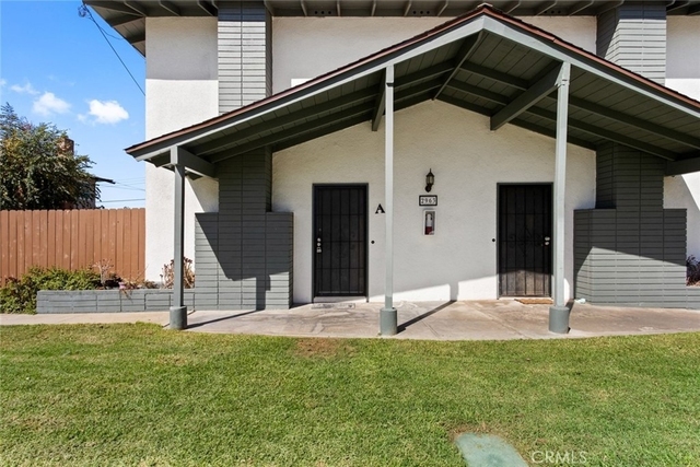 2963 Elgin Drive - Photo 1