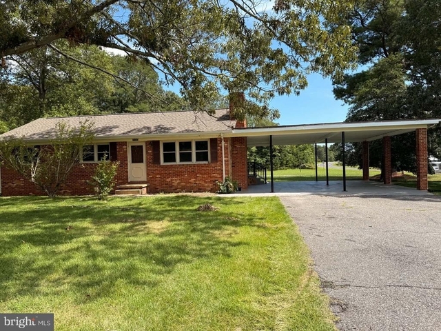 13130 Round Hill Road - Photo 1