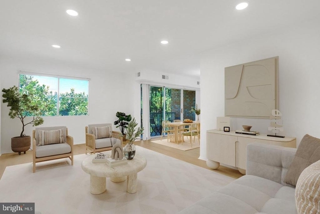 2909 Charing Cross Road - Photo 1