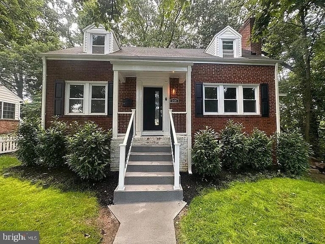 2136 N Troy Street - Photo 1
