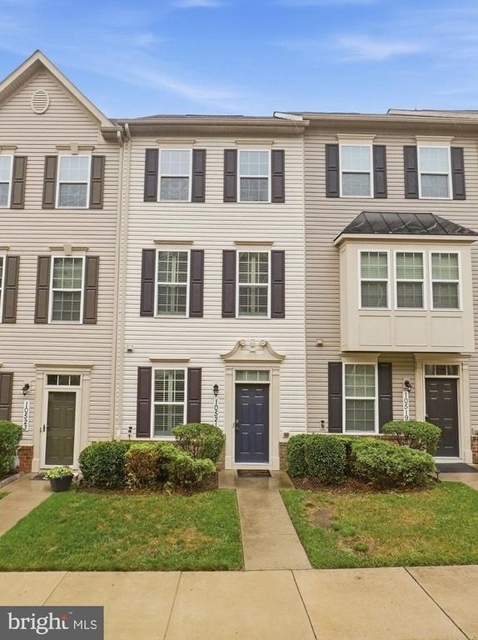 10521 Rawlins Lane - Photo 1