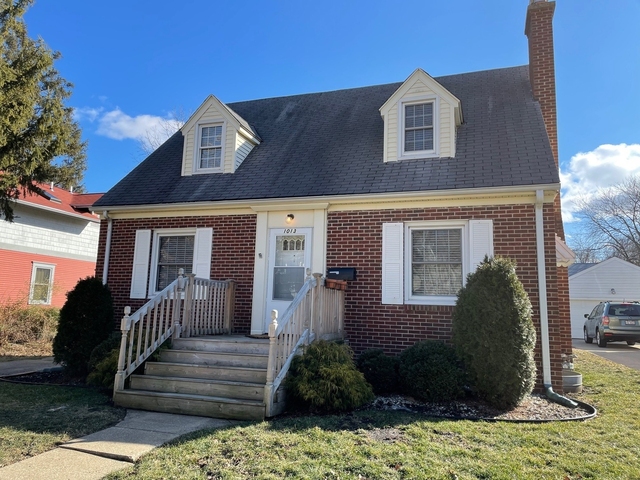 1013 W Daniel Street - Photo 1