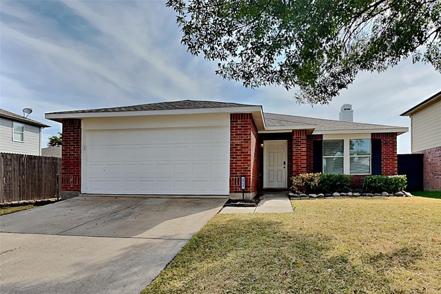 2717 Lazy Oak Drive - Photo 1