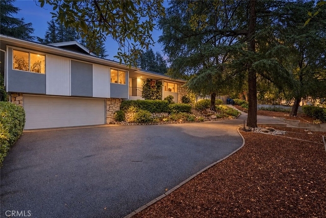 931 Vista Del Valle - Photo 1