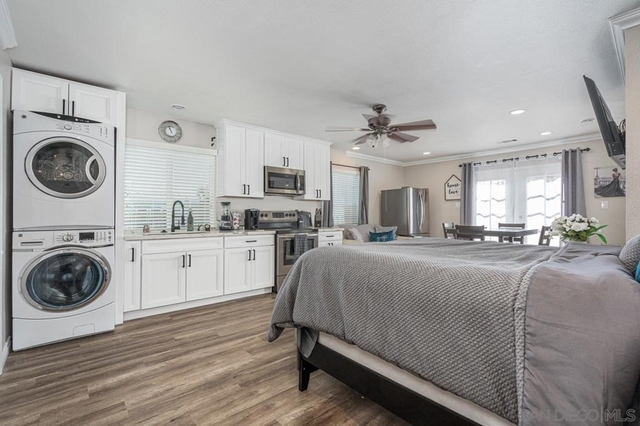 1821 Brookline - Photo 1