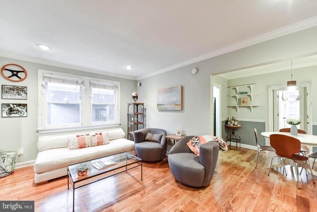 718 S Washington Street - Photo 1