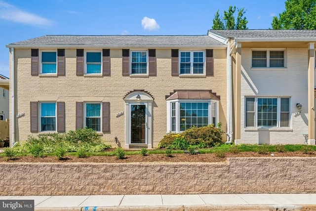 3812 Jason Avenue - Photo 1