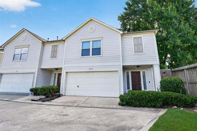 2735 Woodridge Manor Drive - Photo 1