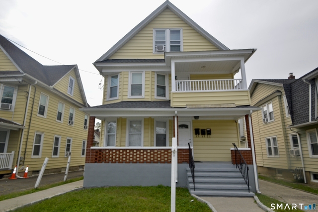 807 Brewster Street - Photo 1