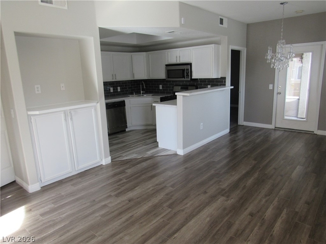 9470 Peace Way - Photo 1
