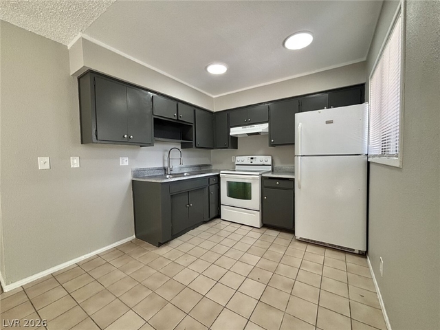 3350 Cambridge Street - Photo 1
