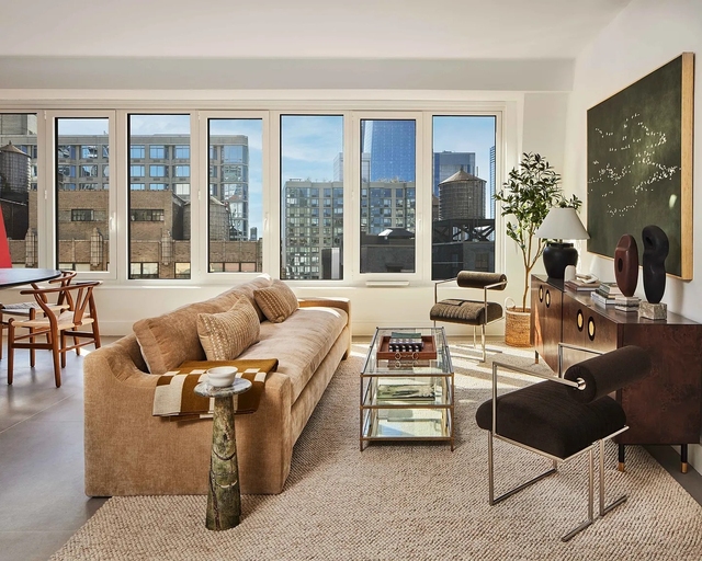 339 West 38th Street - Photo 1
