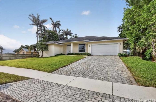 814 Sw 29th Street - Photo 1